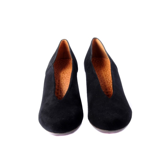 COPY - Chie Mihara Modern Black Suede slip on - Picture 3 of 5